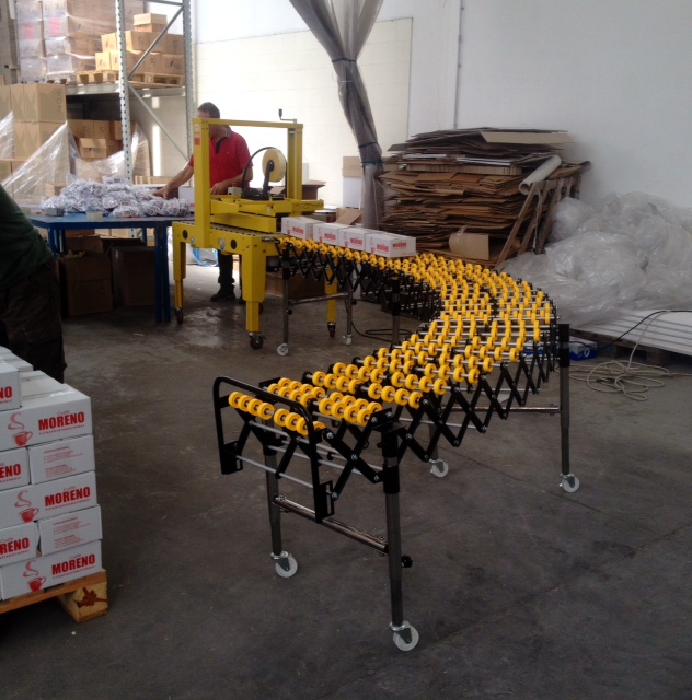 Linea Avin.JPG Linea di nastratura scatole - Zuccherificio - Poggiomarino (NA)